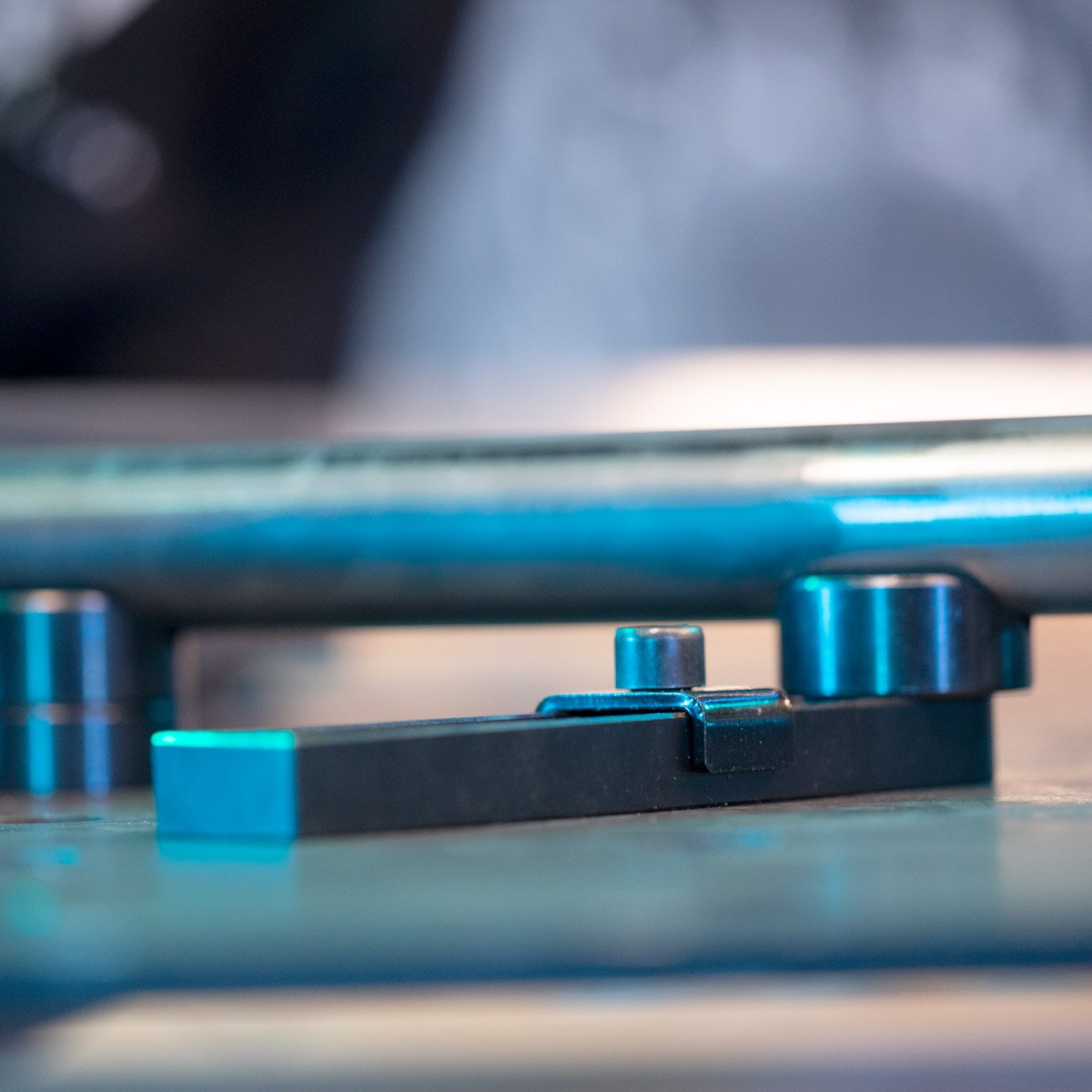 STAHLWERK Variabler Anschlag für Schweißtische mit D16 Lochsystem