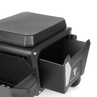 STAHLWERK werkplaatskruk MMH-135 ST | Verrijdbare werkplaatsstoel met lade en zijvakken | Monteursstoel met 4 zwenkwielen | Afneembaar zitkussen als kniebescherming | Verrijdbare werkplaatskruk